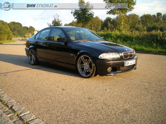 E46 330i schwarz 2 mit Performance 313 in 19 Zoll - 3er BMW - E46 E46 330i schwarz 2 mit Performance 313 in 19 Zoll - 3er BMW - E46