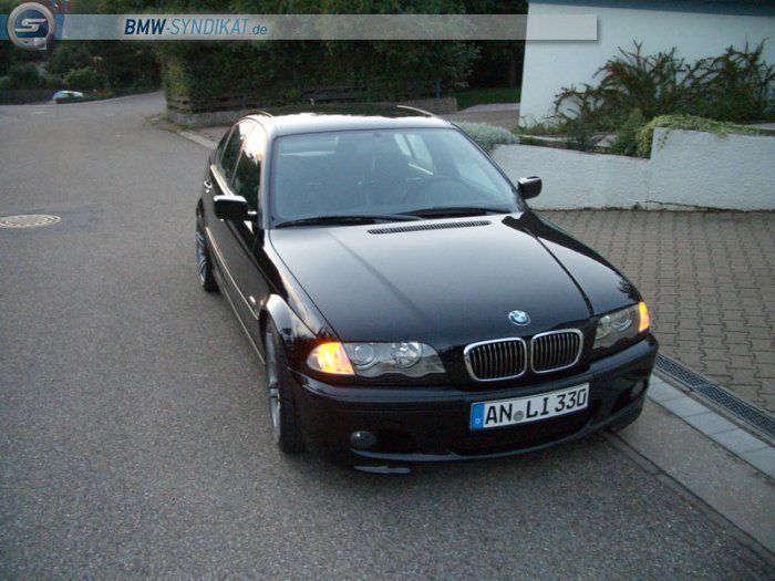 E46 330i schwarz 2 mit Performance 313 in 19 Zoll - 3er BMW - E46 E46 330i schwarz 2 mit Performance 313 in 19 Zoll - 3er BMW - E46