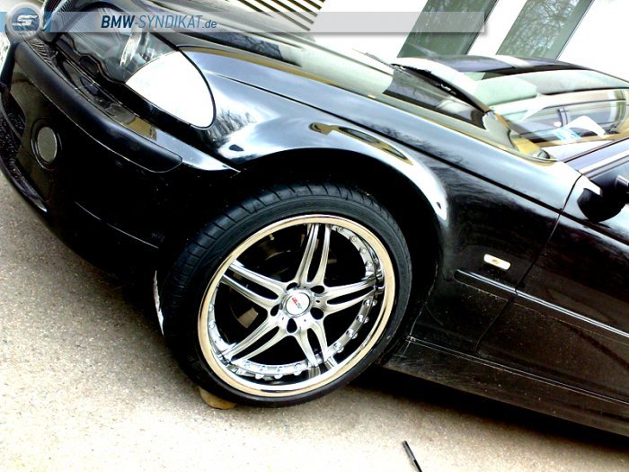 BMW 328iA - Schmuckstück in Schwarz - 3er BMW - E46 BMW 328iA - Schmuckstück in Schwarz - 3er BMW - E46