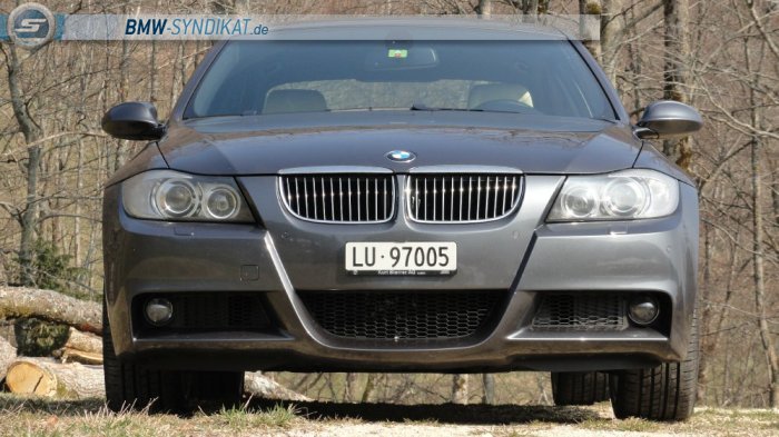 Dezent Performance 330XI Neue Felgen - 3er BMW - E90 / E91 / E92 / E93 Dezent Performance 330XI Neue Felgen - 3er BMW - E90 / E91 / E92 / E93