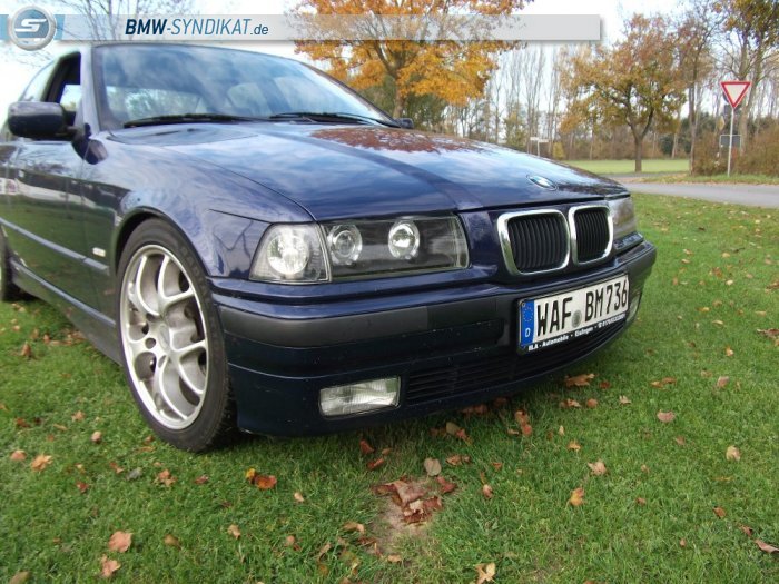 328i Limo in Montralblau - 3er BMW - E36