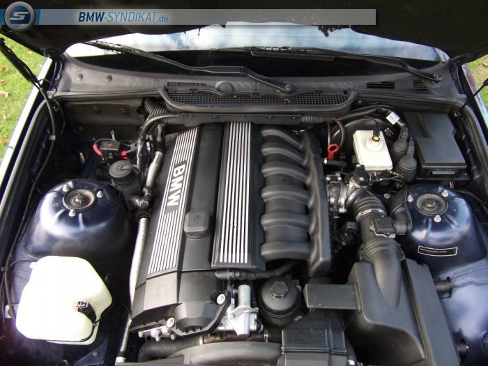 328i Limo in Montralblau - 3er BMW - E36