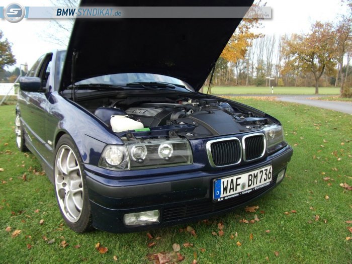 328i Limo in Montralblau - 3er BMW - E36