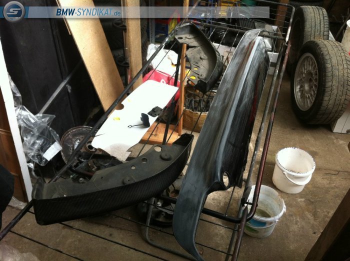 MISSION: M PERFORMANCE vs. CARBON - 3er BMW - E46 MISSION: M PERFORMANCE vs. CARBON - 3er BMW - E46