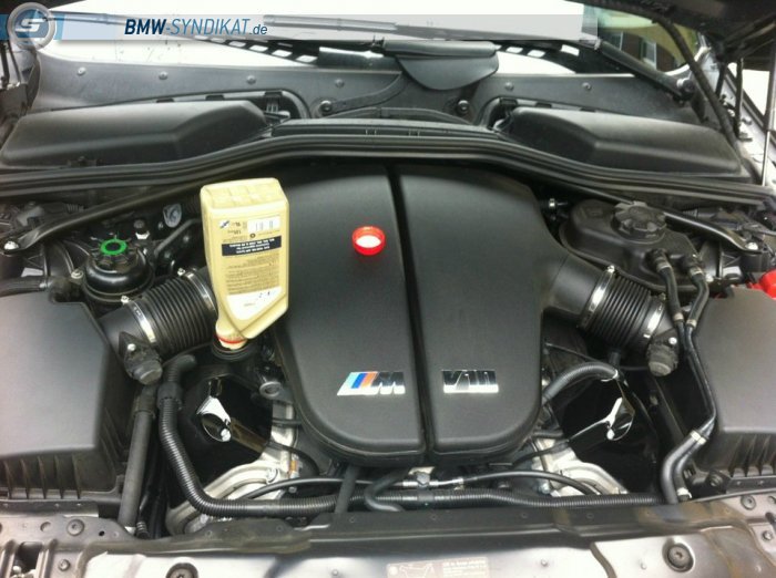 HARTGE M5 E60 5.0 V10 550 PS - 5er BMW - E60 / E61
