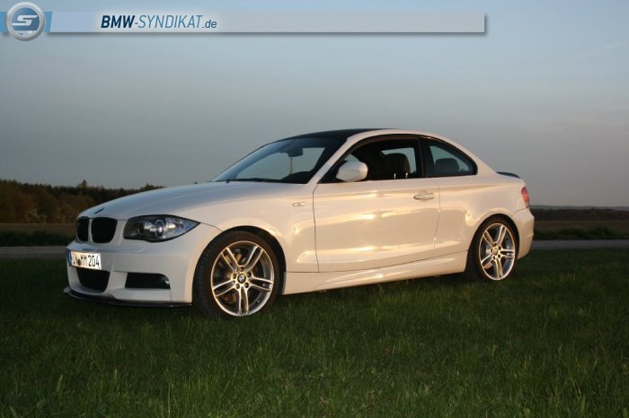 Boom Boomm's White Perl - 1er BMW - E81 / E82 / E87 / E88 Boom Boomm's White Perl - 1er BMW - E81 / E82 / E87 / E88
