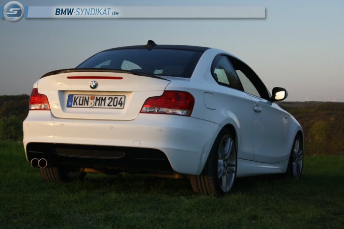 Boom Boomm's White Perl - 1er BMW - E81 / E82 / E87 / E88 Boom Boomm's White Perl - 1er BMW - E81 / E82 / E87 / E88