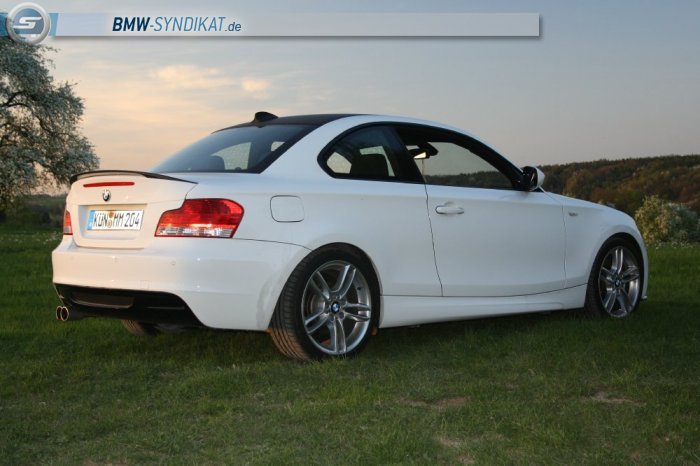 Boom Boomm's White Perl - 1er BMW - E81 / E82 / E87 / E88 Boom Boomm's White Perl - 1er BMW - E81 / E82 / E87 / E88