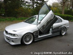 BMW E39 - mit NOS & Fl�gelt�ren + KOMPRESSOR + 20" - 5er BMW - E39