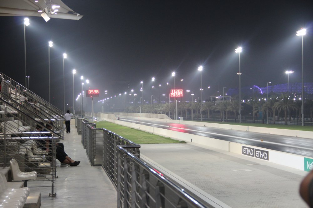 M6 Driving Experience-Yas Marina Circuit Abu Dhabi - Fotos von Treffen & Events