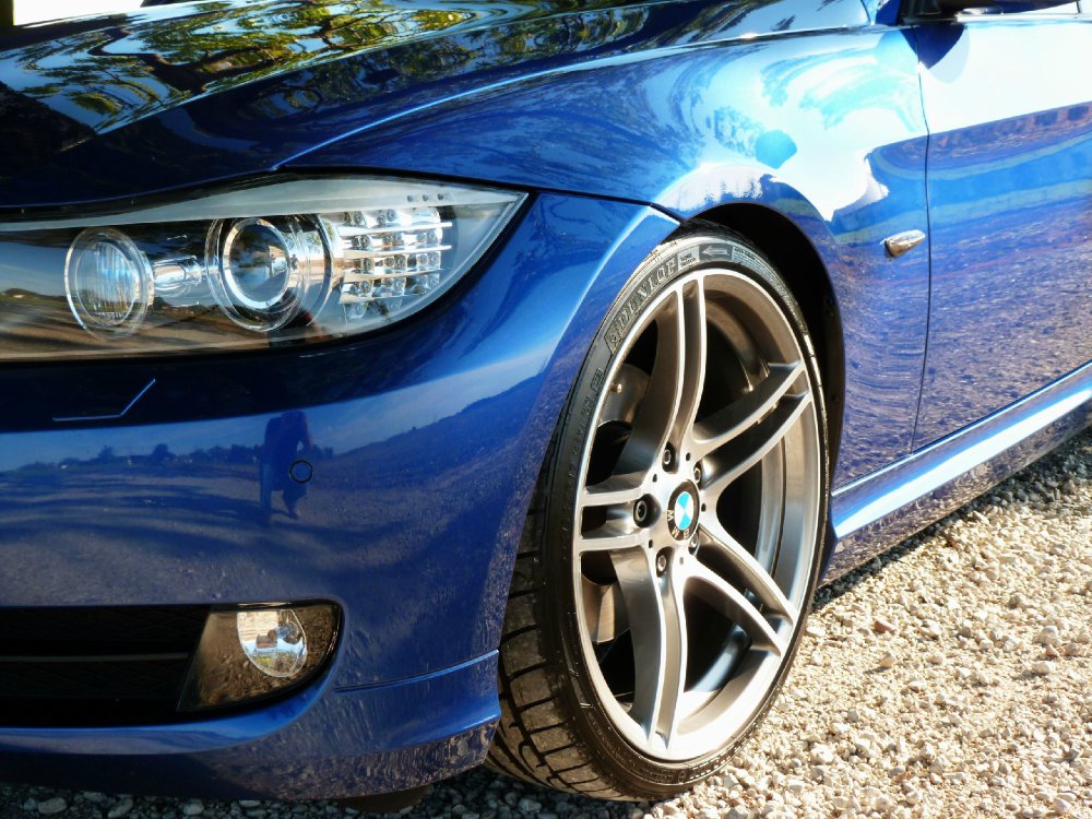 Der blaue Trecker: 320D Limousine  in Montegoblau - 3er BMW - E90 / E91 / E92 / E93