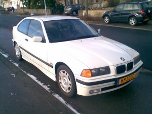 White Compact 323ti - 3er BMW - E36