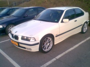 White Compact 323ti - 3er BMW - E36 White Compact 323ti - 3er BMW - E36