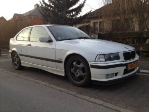 White Compact 323ti - 3er BMW - E36 White Compact 323ti - 3er BMW - E36