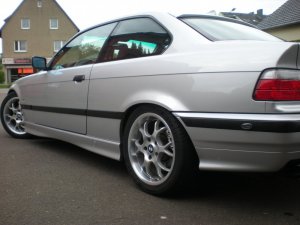 BMW 328i Coup - 3er BMW - E36