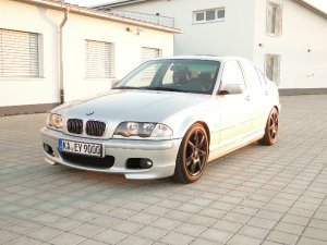 E46 - 328i Limousine - 3er BMW - E46 E46 - 328i Limousine - 3er BMW - E46