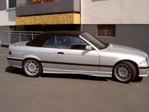 BMW  Felge in 7.5x17 ET  mit Michelin  Reifen in 225/45/17 montiert vorn Hier auf einem 3er BMW E36 318i (Cabrio) Details zum Fahrzeug / Besitzer
