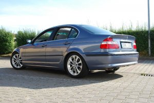 BMW Styling 98 Felge in 7x17 ET 47 mit Uniroyal MS Plus 66 (Winterreifen) Reifen in 205/50/17 montiert hinten Hier auf einem 3er BMW E46 330i (Limousine) Details zum Fahrzeug / Besitzer