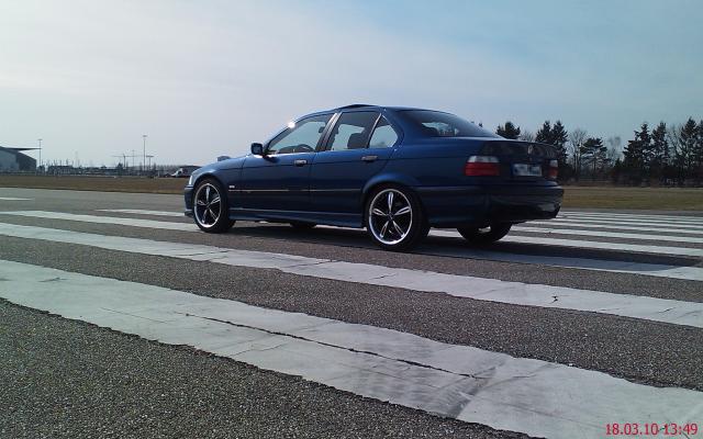 318i Avusblau metallic M-Paket - 3er BMW - E36