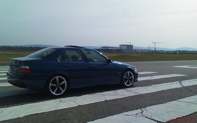 318i Avusblau metallic M-Paket - 3er BMW - E36