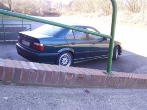 323i Limo, Bostongrün - Style 29M - 3er BMW - E36 323i Limo, Bostongrün - Style 29M - 3er BMW - E36