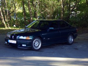 323i Limo, Bostongrün - Style 29M - 3er BMW - E36 323i Limo, Bostongrün - Style 29M - 3er BMW - E36
