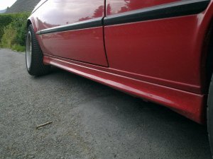 RED-ONE - 3er BMW - E30 RED-ONE - 3er BMW - E30