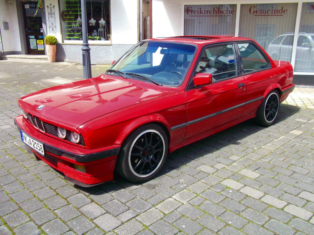 RED-ONE - 3er BMW - E30