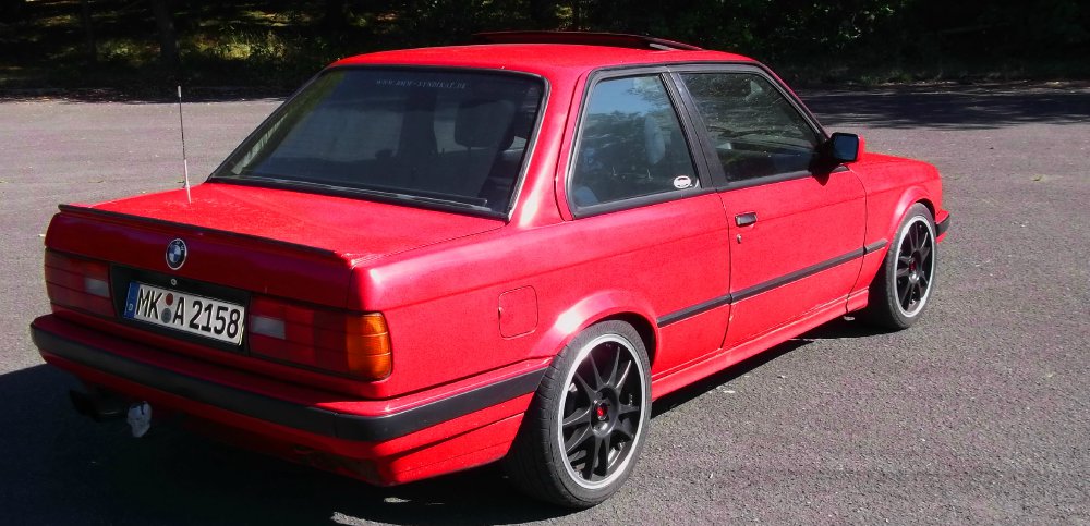 RED-ONE - 3er BMW - E30
