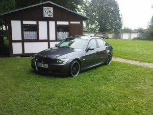 E90 320 Limousine - 3er BMW - E90 / E91 / E92 / E93 E90 320 Limousine - 3er BMW - E90 / E91 / E92 / E93