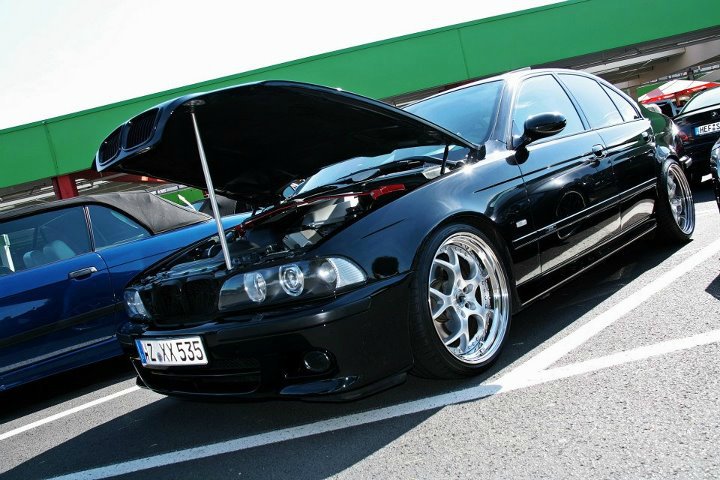 E39 535iA V8 Cosmosschwarz - 5er BMW - E39