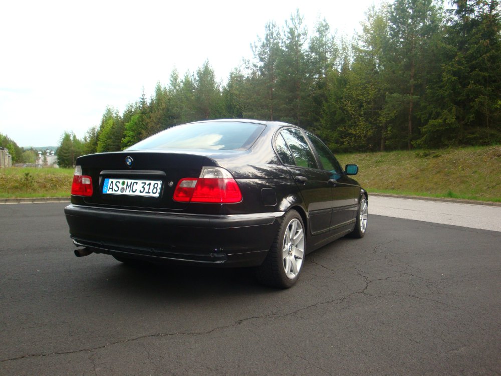 Cosmosschwarzer 18er - 3er BMW - E46