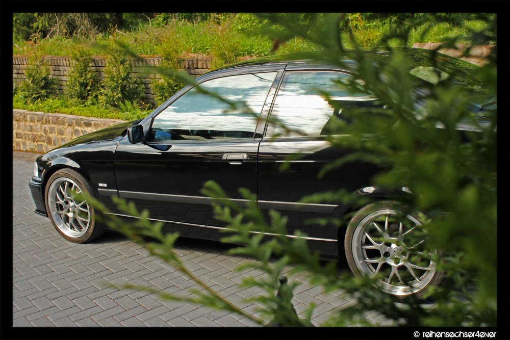 E36 323ti Schwarz II - 3er BMW - E36