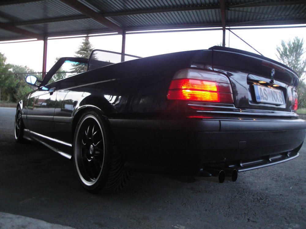 328i Cabrio -  Traum in Schwarz - 3er BMW - E36