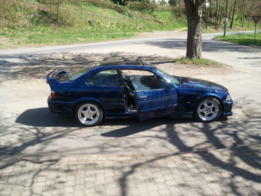 325i M-Technik Coupe Mauritiusblau - 3er BMW - E36