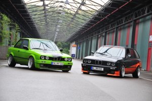 EX E30 318i Touring Bi - Color - 3er BMW - E30 EX E30 318i Touring Bi - Color - 3er BMW - E30