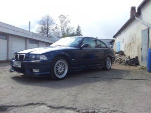 328 Clubsport Avusblau - 3er BMW - E36