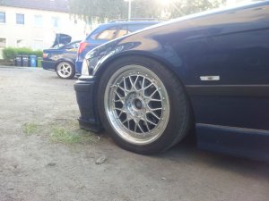 328 Clubsport Avusblau - 3er BMW - E36 328 Clubsport Avusblau - 3er BMW - E36