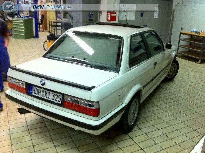 BMW E30 325IX AlPINAWEISS (WINTER) - 3er BMW - E30