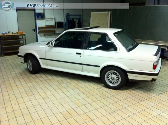 BMW E30 325IX AlPINAWEISS (WINTER) - 3er BMW - E30