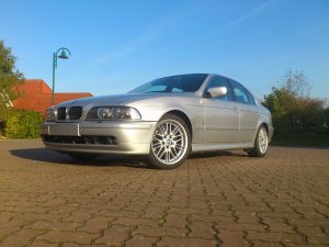 Mein E39 :) noch unverbastelt ;) - 5er BMW - E39