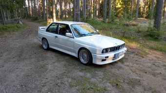 E30 M3-replika - 3er BMW - E30 E30 M3-replika - 3er BMW - E30