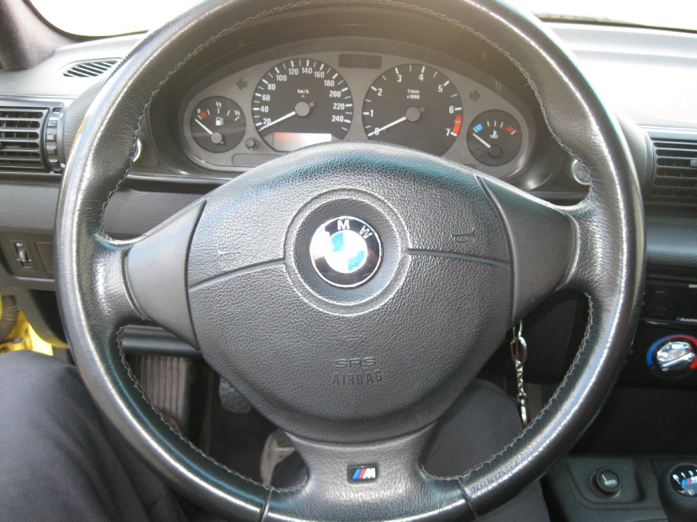 318ti Dakargelb mit Sternspeiche M 193 - 3er BMW - E36