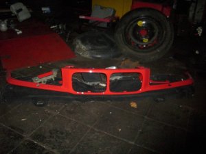 Hellroter Compact - 3er BMW - E36