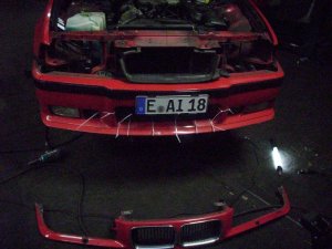 Hellroter Compact - 3er BMW - E36