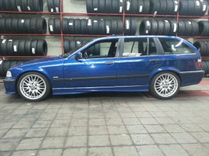 Avusblauer 320i Sport Edition - 3er BMW - E36 Avusblauer 320i Sport Edition - 3er BMW - E36