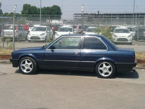 E30 320 - 3er BMW - E30 E30 320 - 3er BMW - E30