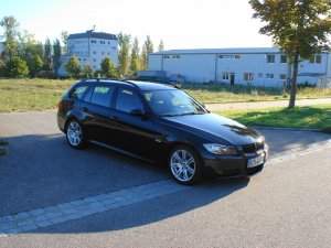 BMW 325d ///M Packet "Performance" - 3er BMW - E90 / E91 / E92 / E93 BMW 325d ///M Packet "Performance" - 3er BMW - E90 / E91 / E92 / E93