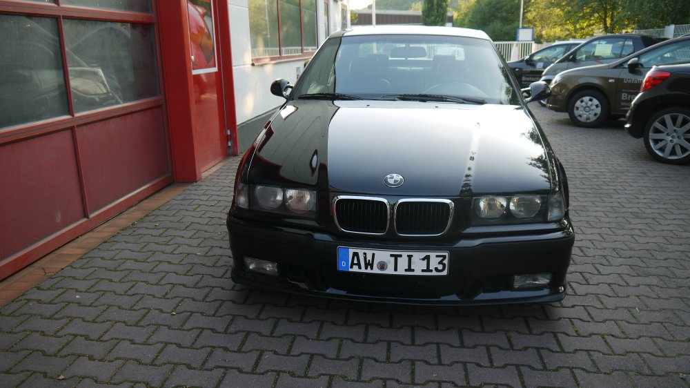 E36 Rubinschwarzeffect Individual - 3er BMW - E36