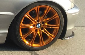 BMW Doppelspeiche M135 in Candygold Felge in 8x18 ET 47 mit Dunlop Sport Maxx RT Reifen in 225/40/18 montiert vorn mit 3 mm Spurplatten Hier auf einem 3er BMW E46 330i (Cabrio) Details zum Fahrzeug / Besitzer
